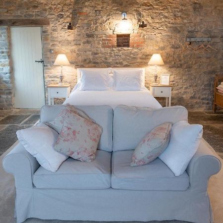 The Barn At Amberwell Bed & Breakfast Ditcheat Екстериор снимка