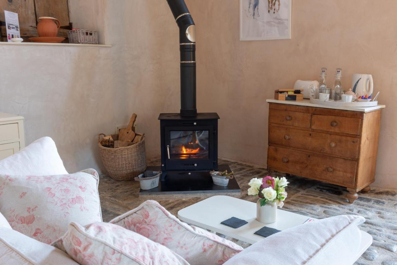 The Barn At Amberwell Bed & Breakfast Ditcheat Екстериор снимка