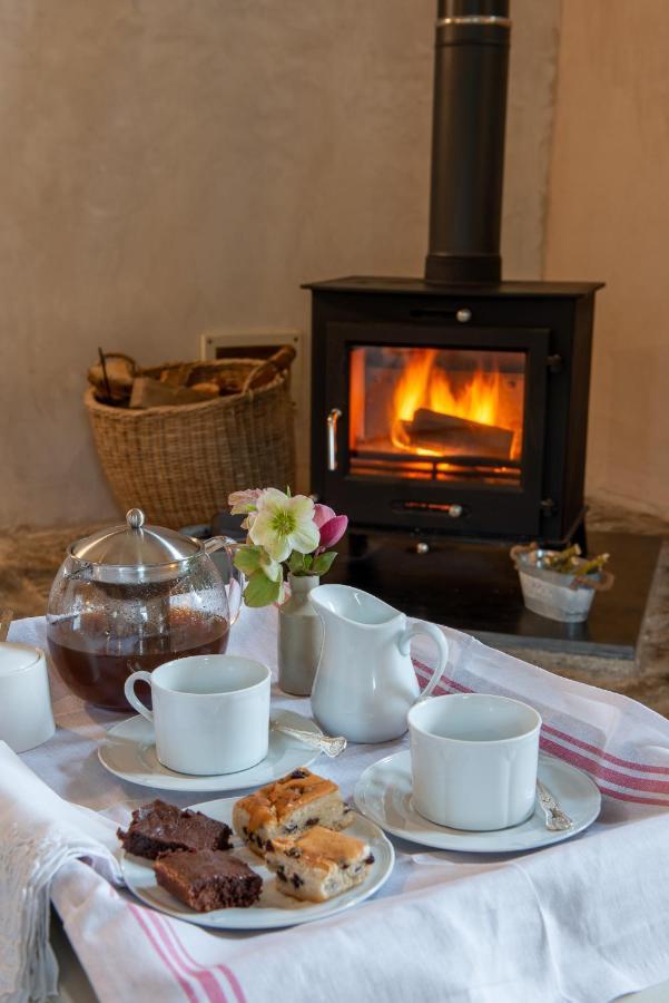 The Barn At Amberwell Bed & Breakfast Ditcheat Екстериор снимка