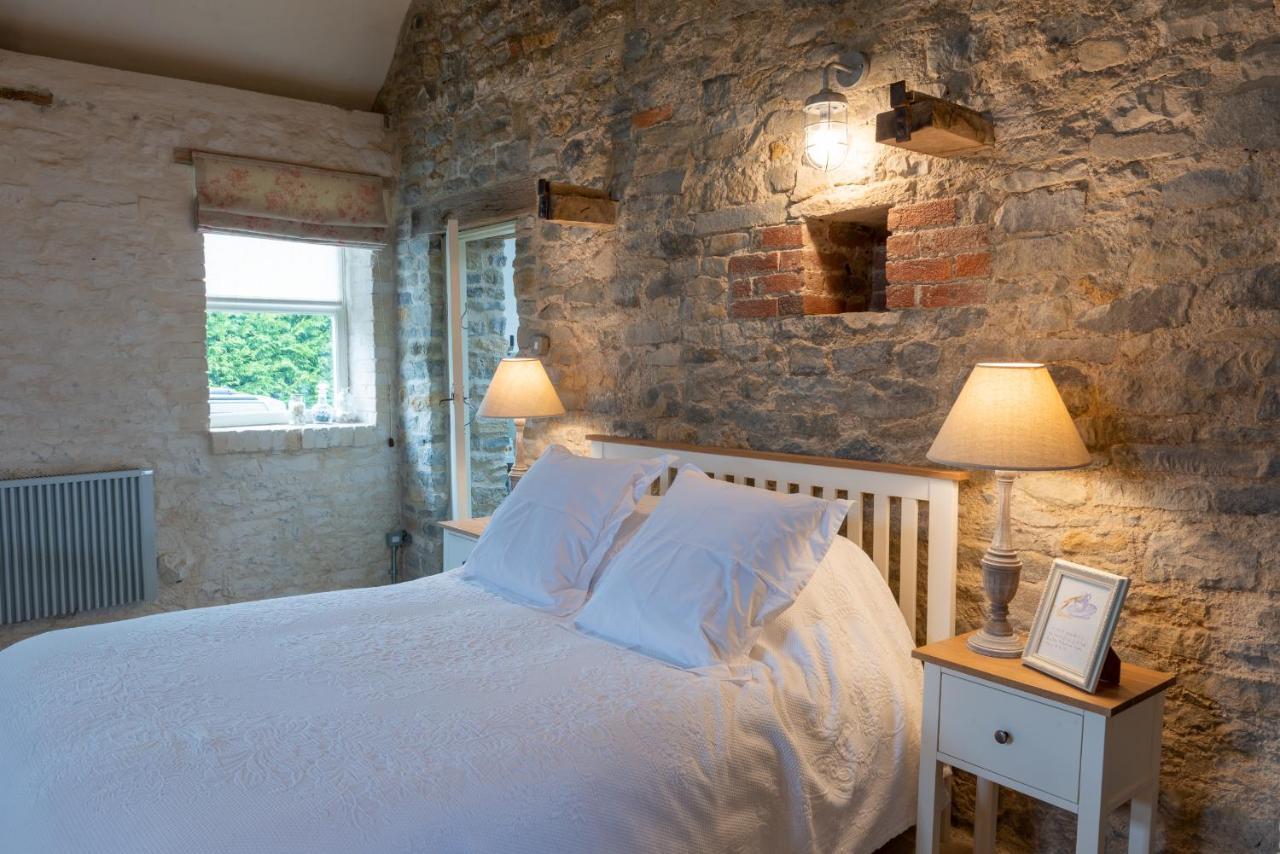 The Barn At Amberwell Bed & Breakfast Ditcheat Екстериор снимка